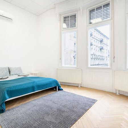Hg Apartments Budapest Luaran gambar
