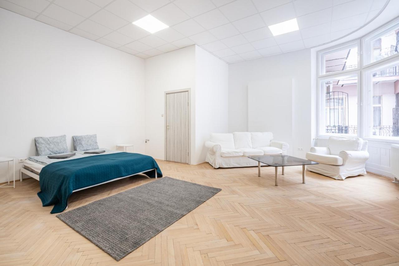 Hg Apartments Budapest Luaran gambar