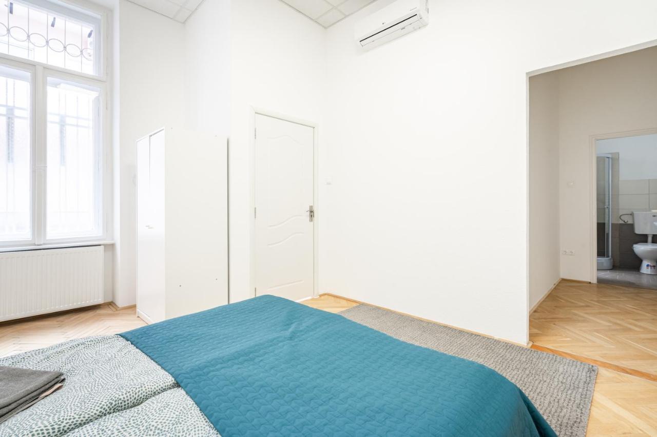 Hg Apartments Budapest Luaran gambar