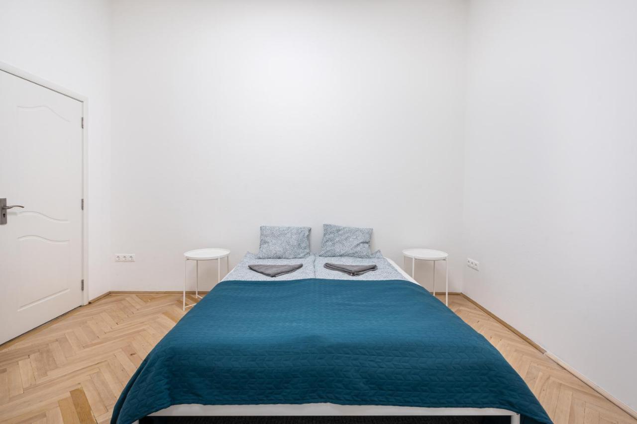 Hg Apartments Budapest Luaran gambar